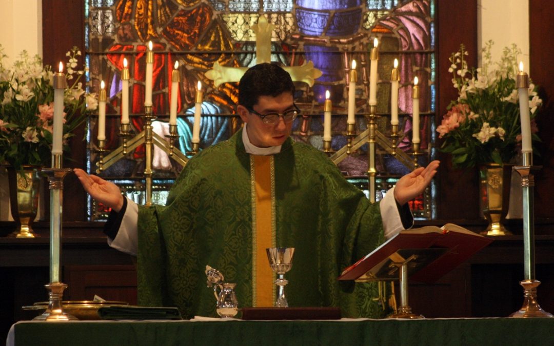 Photographs: The Rev. Chris Capaldo First Sunday at Church of the Holy Communion