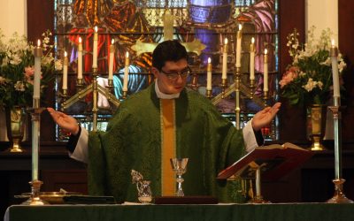 Photographs: The Rev. Chris Capaldo First Sunday at Church of the Holy Communion