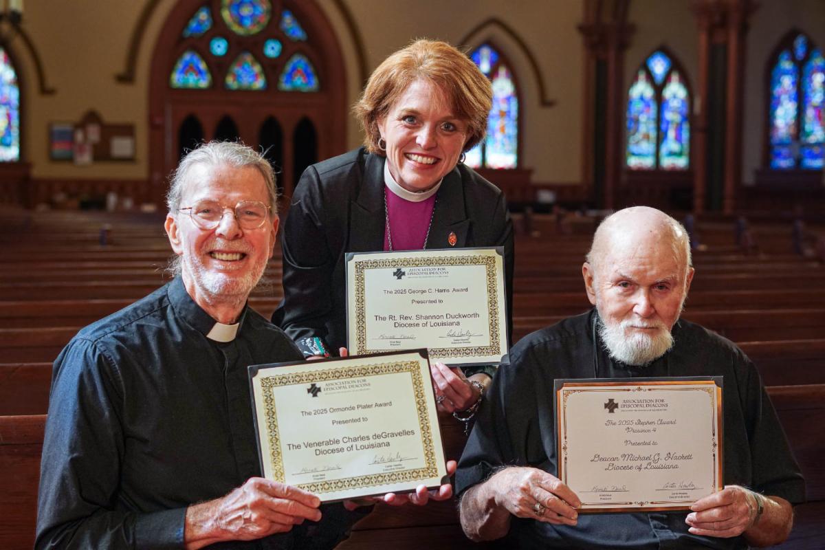 Deacons Receive Award
